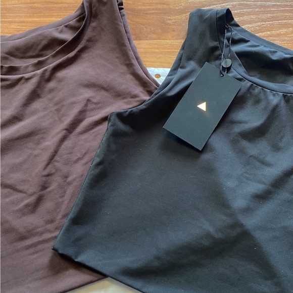 ❗️SOLD❗️Balance Athletica Allora Tank Bundle - Picture 2 of 12